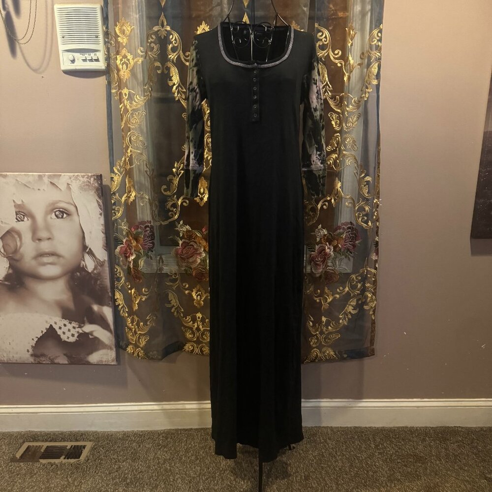 maxi tee dress with 3/4 sleeves ~ S